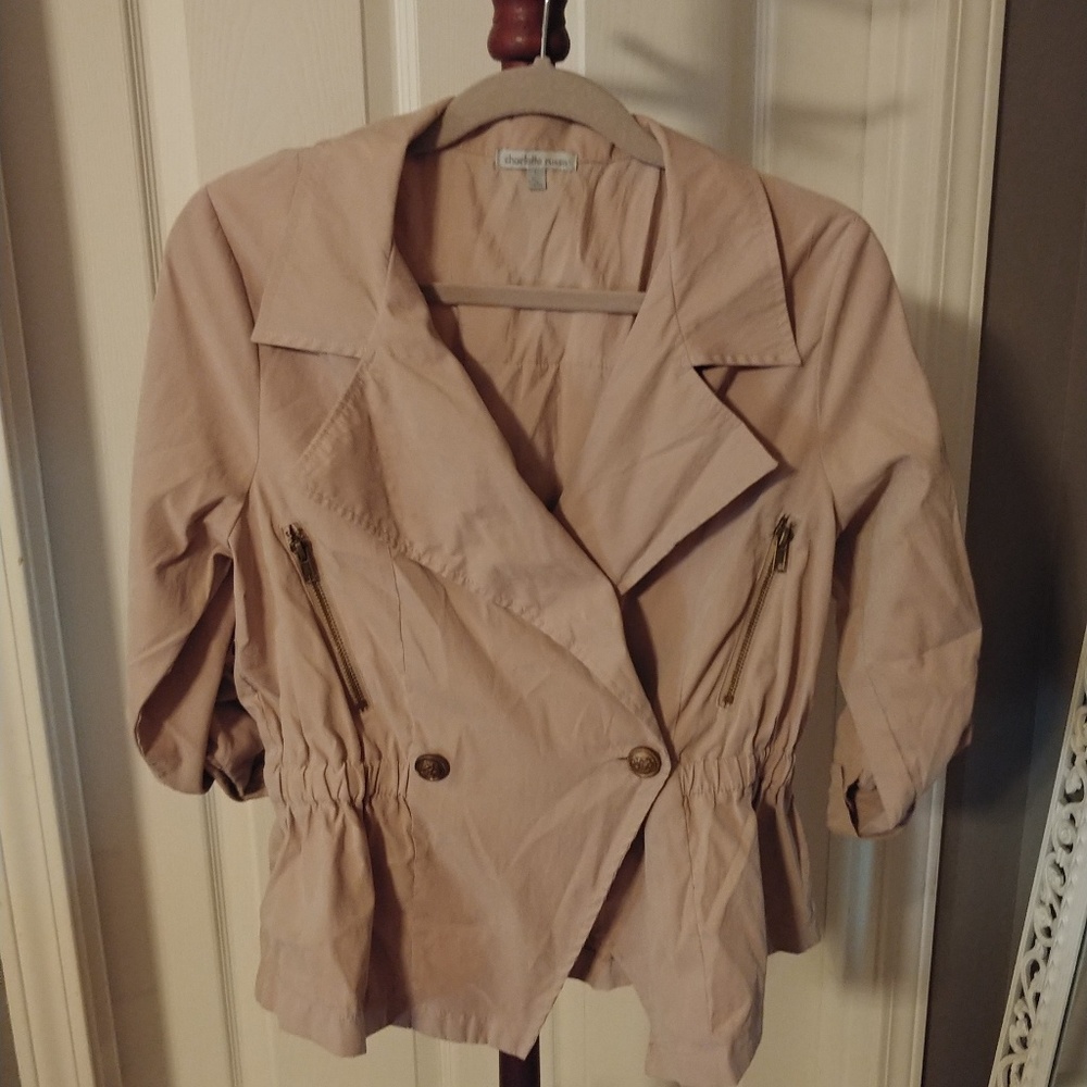 Light weight jacket
